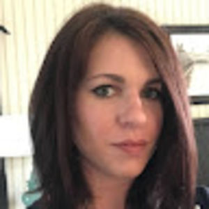 Meet your Posher, Becca